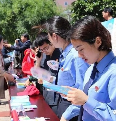 盱眙開展法治宣傳月 百場法治文藝進社區，環保咨詢服務暖人心